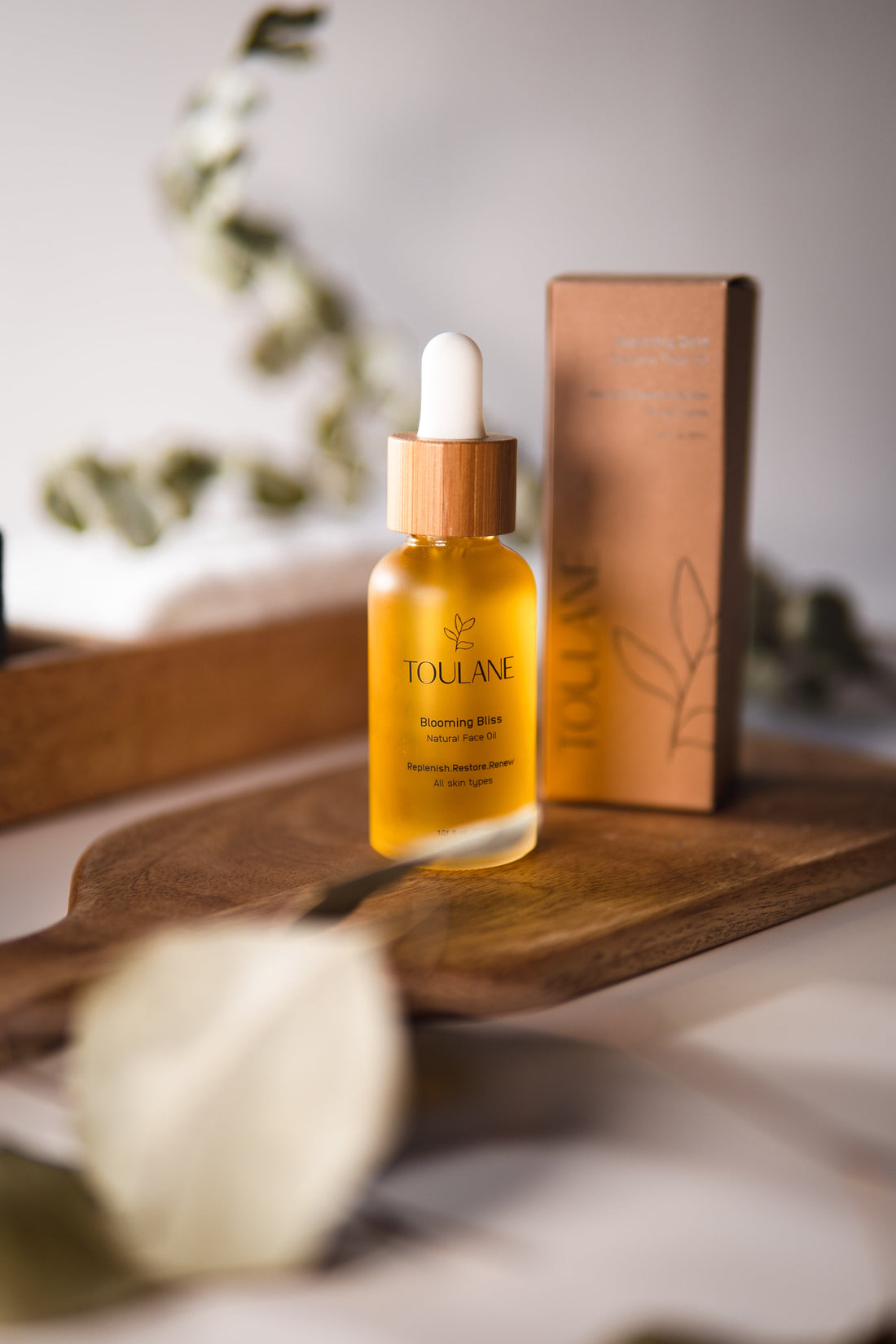 The Face Oil Myth Nobody Tells You About Dubai's Climate
